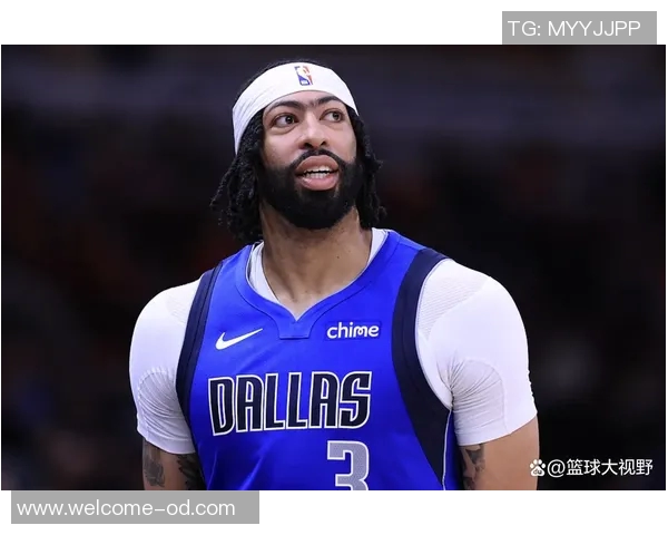 独行侠训练照曝光浓眉佩戴护目镜克莱弗与拉格齐齐亮相展现状态 独行侠训练照曝光浓眉佩戴护目镜克莱弗与拉格齐齐亮相展现状态