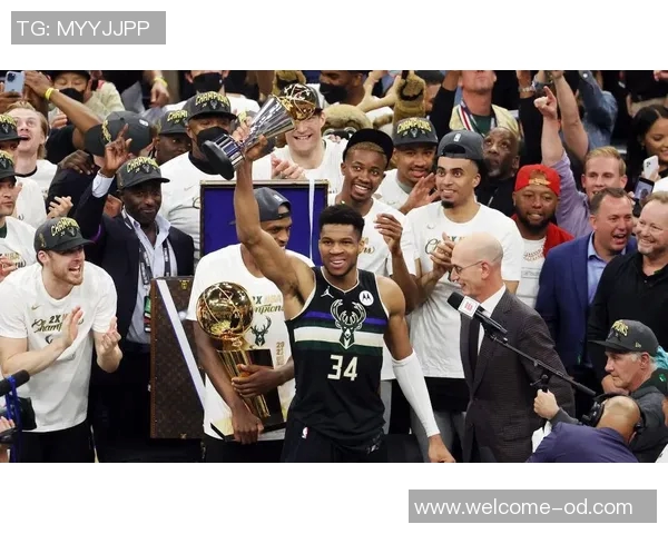 尼克杨建议雄鹿全力留住字母哥应考虑签下其全家人